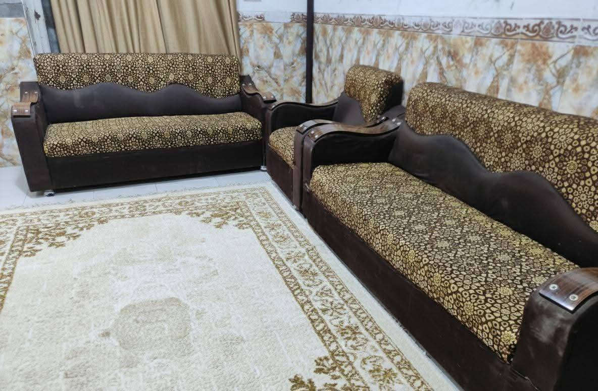 تخم نظيف مابي اي اضرار
7 مقاعد  السعر 200

***********

العنوان :الهورة _قرب نستلة
