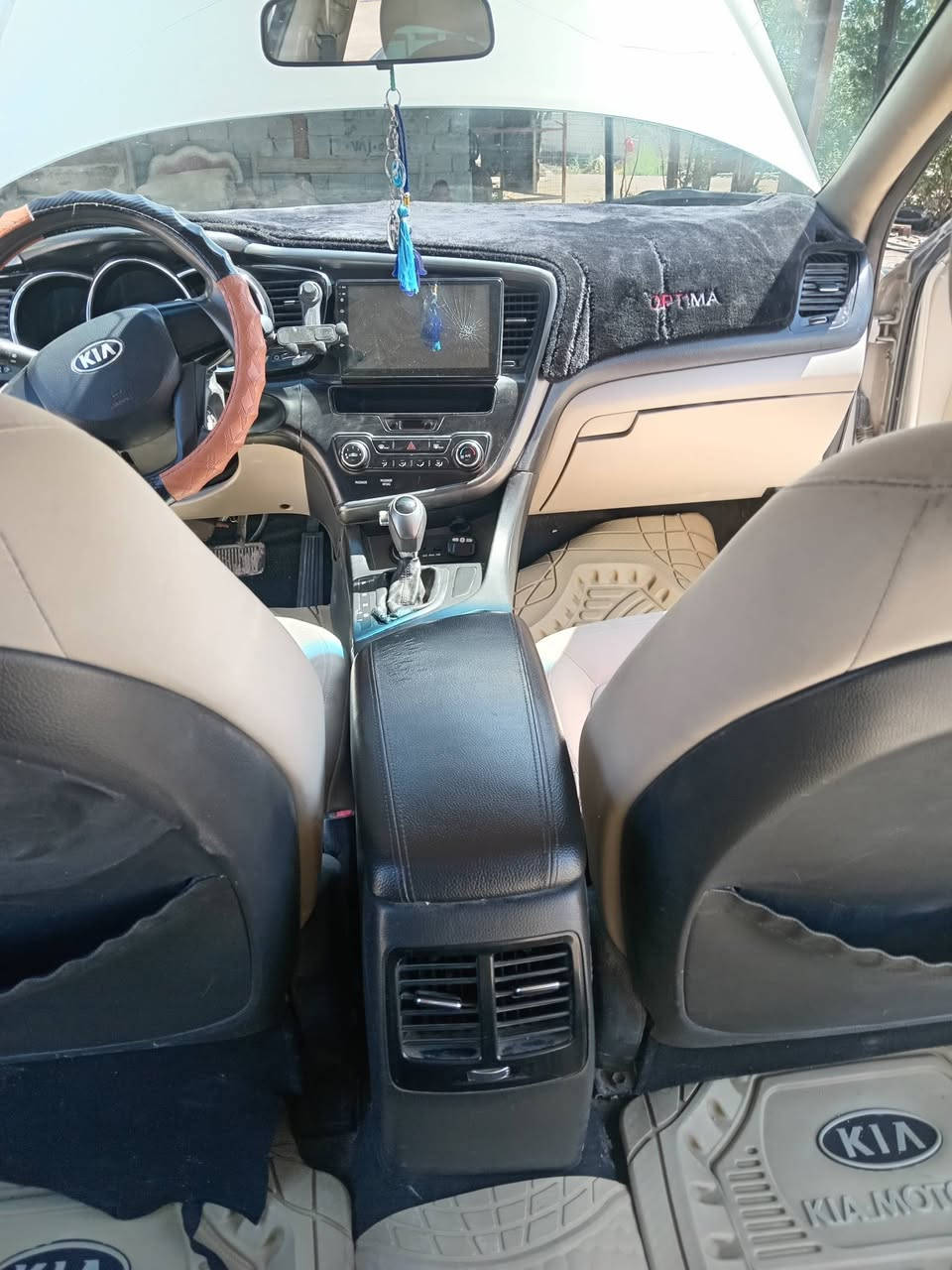 السلام عليكم اوبتيما ٢٠١٣ خليجي محرك ٢٠٠٠ دوش اخوان سياره صورها والفديو واضحه نظيفه جدا محرك جديد ما ناقصها شي تبريد خير من الله دواخلها جديده مصبوغه عام سياره موجود سونارها بالصور ابيع تاجيه مكاني الناصريه قضاء النصر صاحبها بالكوت شرط لامداور سنويه ساقطه ٢٠٢٣ السعر ٨٧ بيها مجال قليل وربي يحفظكم ***********
