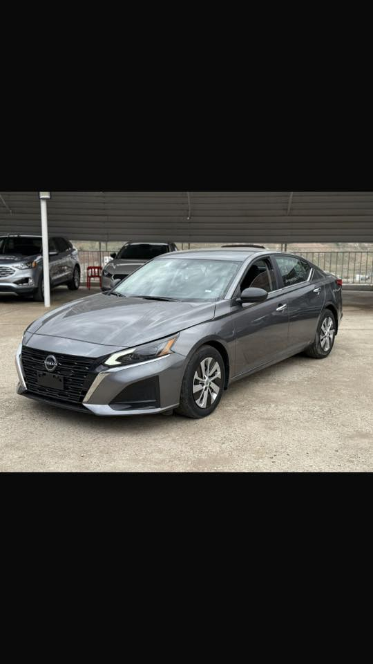 التيما 2024ماشية32الف جاملغ او باب صبغ بدون دواخل بدون ارباك سعر 149كورك واتساب ***********
