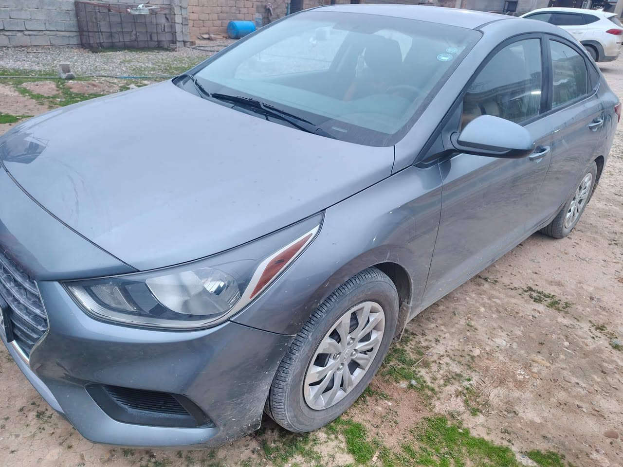 السلام عليكم اكسنت للبيع موديل 2018 ماشي 79الف كير محرك شرط بلا صبغ السونار مرفق بالمنشور سعرها120 بيها مجال قليل تحويل ووكاله للاستفسار ***********
