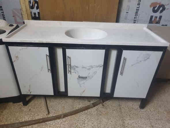 تنزيلات المتر ونص مرمر ١١٠ ولمتر ب ١٠٠ بيع ومراوس استفسار اكثر خاص او *********** عمارة
