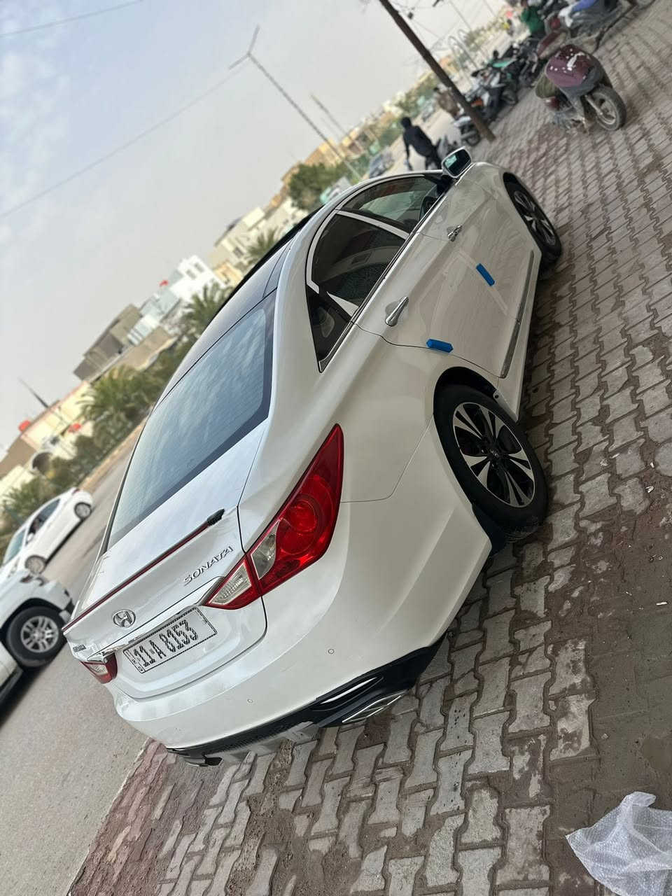 سوناتا موديل ٢٠١١
خليجي 
السياره فول مواصفات للاخير ١/١
رقم بغداد بأسمي 
سنويه وهزه جديده
السياره جاهزة  وجديده من كلشي شرط 
محرك ٢٤٠٠ 
بخ هلالات الخلفي فقط 
والباقي كفاله شرط الفحص
للبيع او المراوس 
السعر ١١٩ وبيها مجال للشراي 
مكاني سماوه المركز 
***********
