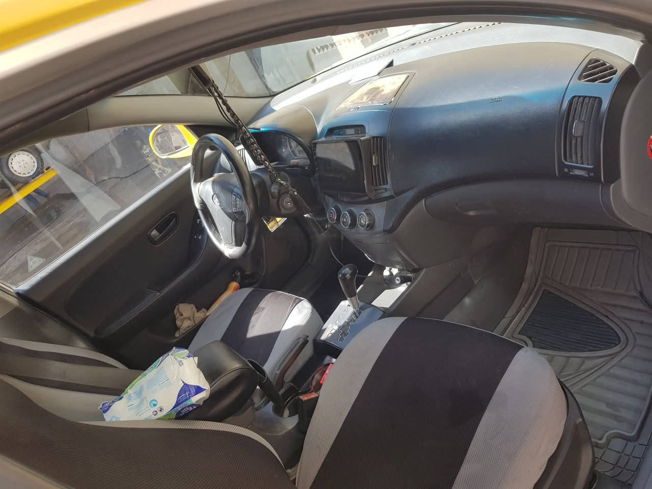 سلام عليكم من رخصه صاحب الكروب
الانترا المقدس ٢٠٠٩ وارد كندي للبيع السعر ٩٠وبيهه مجال شي بسيط المكان بغداد حي اور قرب حسينيه المصطفى 
الاتصال على هذا الرقم ***********المكان بغداد حي اور
