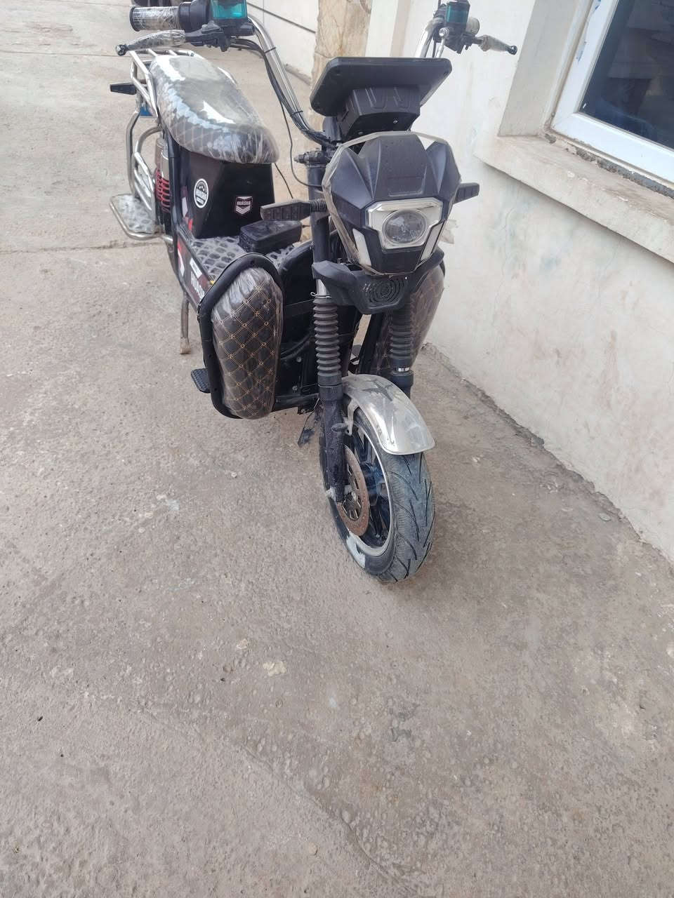 للبيع كلشي شغال  ع الفحص المكان فلوجه السعر 400 للستفسار اتصل *********** /***********
