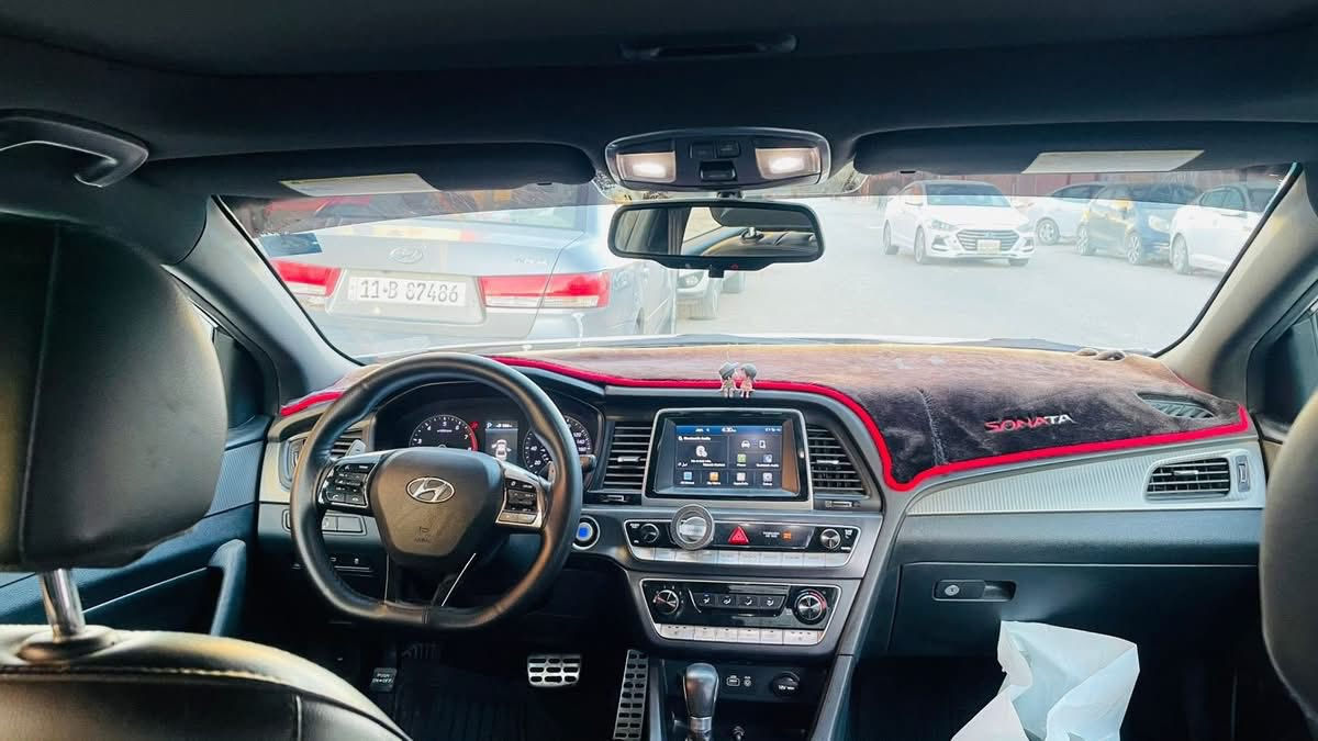 السلام عليكم
للبيع سوناتا 2018 فئة سـبورت فول 1/1 وارد امريكي

رقم دولي سنوية جديدة بسمي

🔺حادث :موجود بالصور ورقم الشاصي مرفق مع الصور

🔺ماشيه:95 ميل حقيقي 

🔺مواصفات السيارة 1/1

🔺بصمة تشغيل

🔺بصمة ابواب

🔺بصمة جنطة

🔺فتحة سقف 

🔺شاشة كبيره

🔺كامرة خلفية دوارة

🔺كشنات جلد اسود

🔺كشنات كهربائية

🔺كشنات امامية تدفئة 

🔺رادار جانبي بالمري

🔺اشاره ليد جوانب

🔺انارة ترحيب عند الاقتراب

🔺زينون عالي ناصي مع كشافات LED

🔺محرك 2400 GDi 

🔺 تحكم استيرن

🔺 شفتات استيرن

🔺 ثلاث انظمة قيادة

🔺 نظام ايكو ( اقتصاد بانزين )

🔺 نظام سبورت ( وضع رياضي )

🔺 وتظام نورمل ( عادي )

🔺 بلوتوث + حاكية

🔺 مدخل AUX + USB

🔺 مانع انزلاق

🔺 مثبت سرعة

🔺 سستم نيكل كامل

🔺 تخم تاير

🔺 وباقي المواصفات معروفه بالسبورت

السعر 140  🔺🔺🔇🔇👉🏻

***********
