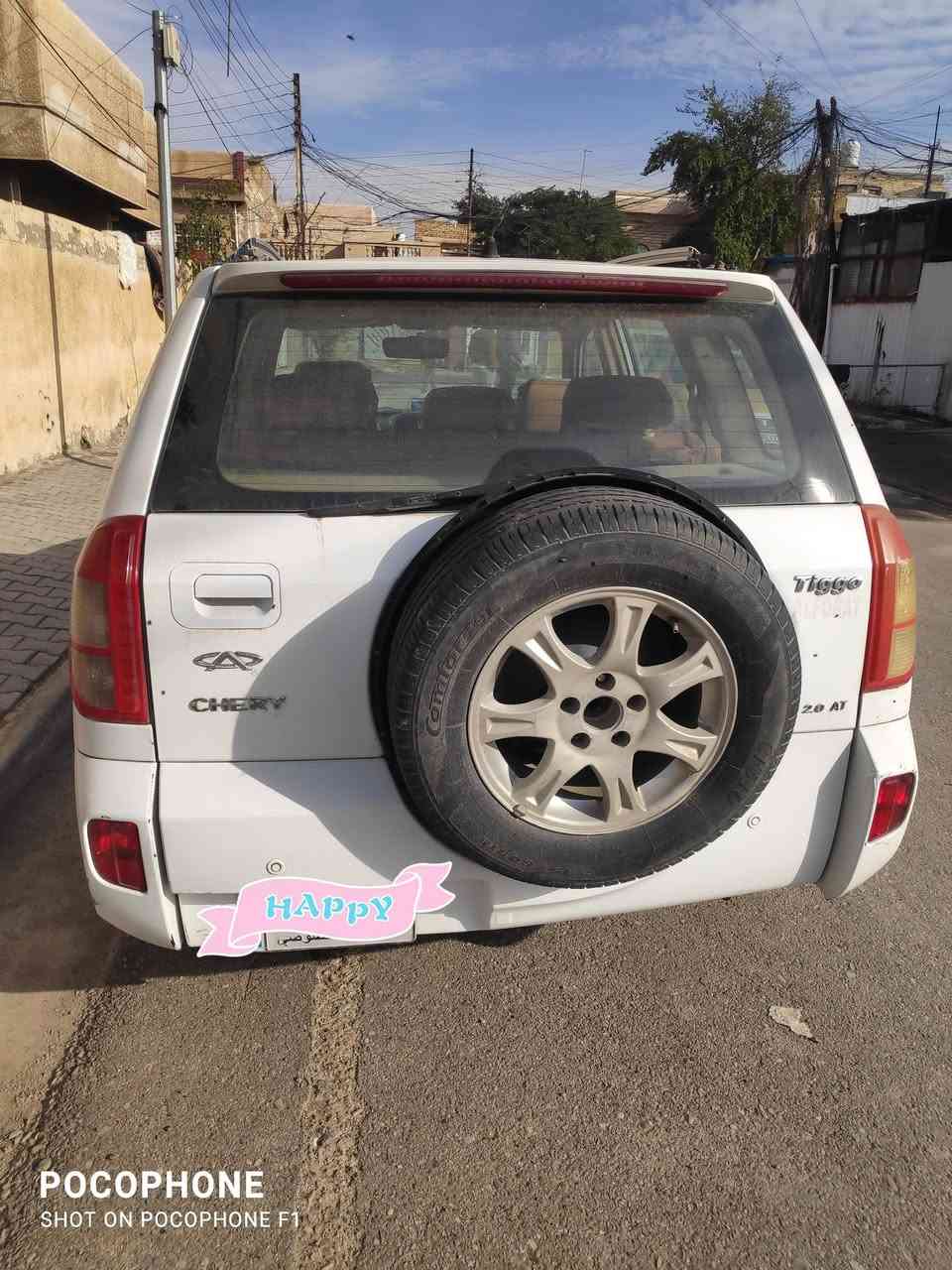 السلام عليكم سيارة تيكو للبيع موديل 
2014 مكينه 200 سيارة نظيفه بيها شخوط وضربات خفيفه 
السعر 60 بيها مجال قليل مكان السيارة بغداد الحسينيه رقم الهاتف ***********
