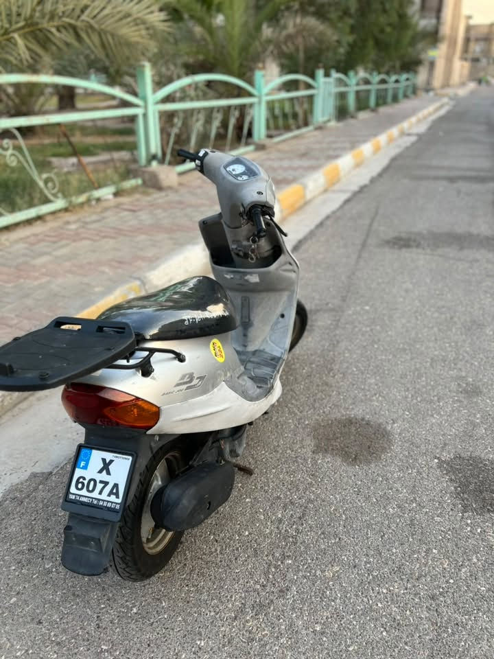 دراجه بيجي ياباني كل نقص مابيه جاهزه سلف هندر كهربائيات كله شغاله كل نقص مابيه أخت الرمبه الهاتف ***********المكان كوت الزهراء
