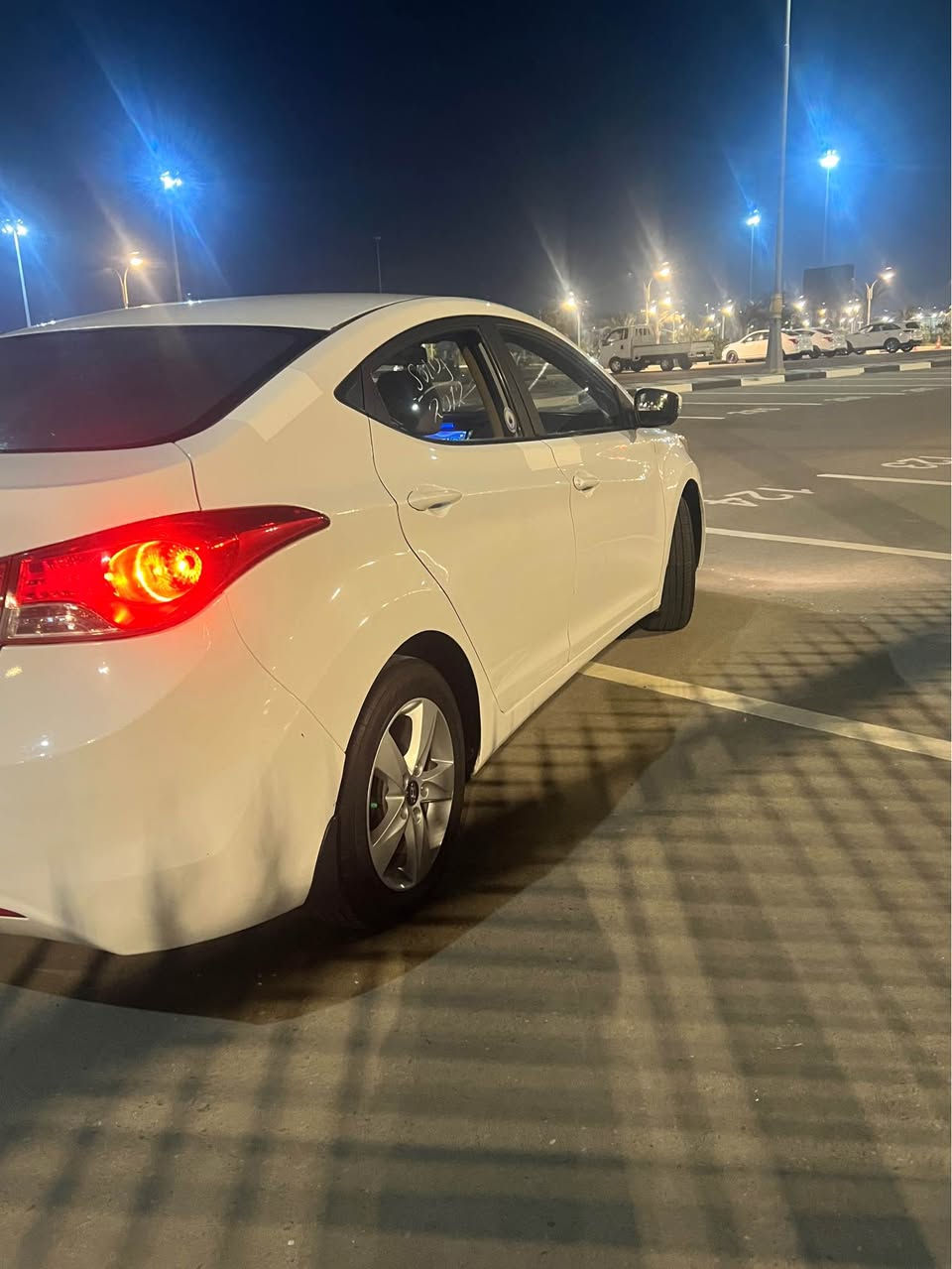 الانتره مديل 2012 وارد خليجي سياره كفاله من الضربه وتبديل وصبغ ماعده صبغ بل دوس مكينه 1600 جديده مامفتوحه  سياره جاهزء للخير مابيها اي نقص سعر 115 مجال قليل رقمي *********** شراي يتصل مكاني حيانيه شارع 60 البصرة, العراق

