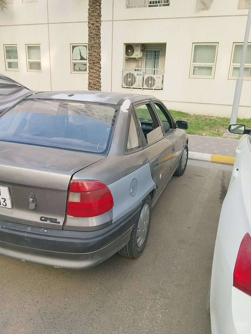 اوبل استره 92 للبيع رقم انكليزي جاهز ***********
