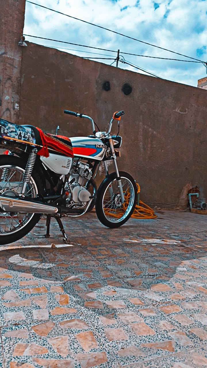 السلام عليكم دراجه للبيع اصولي اوراق موديل الشاصي 18والتعميره 23-***********
