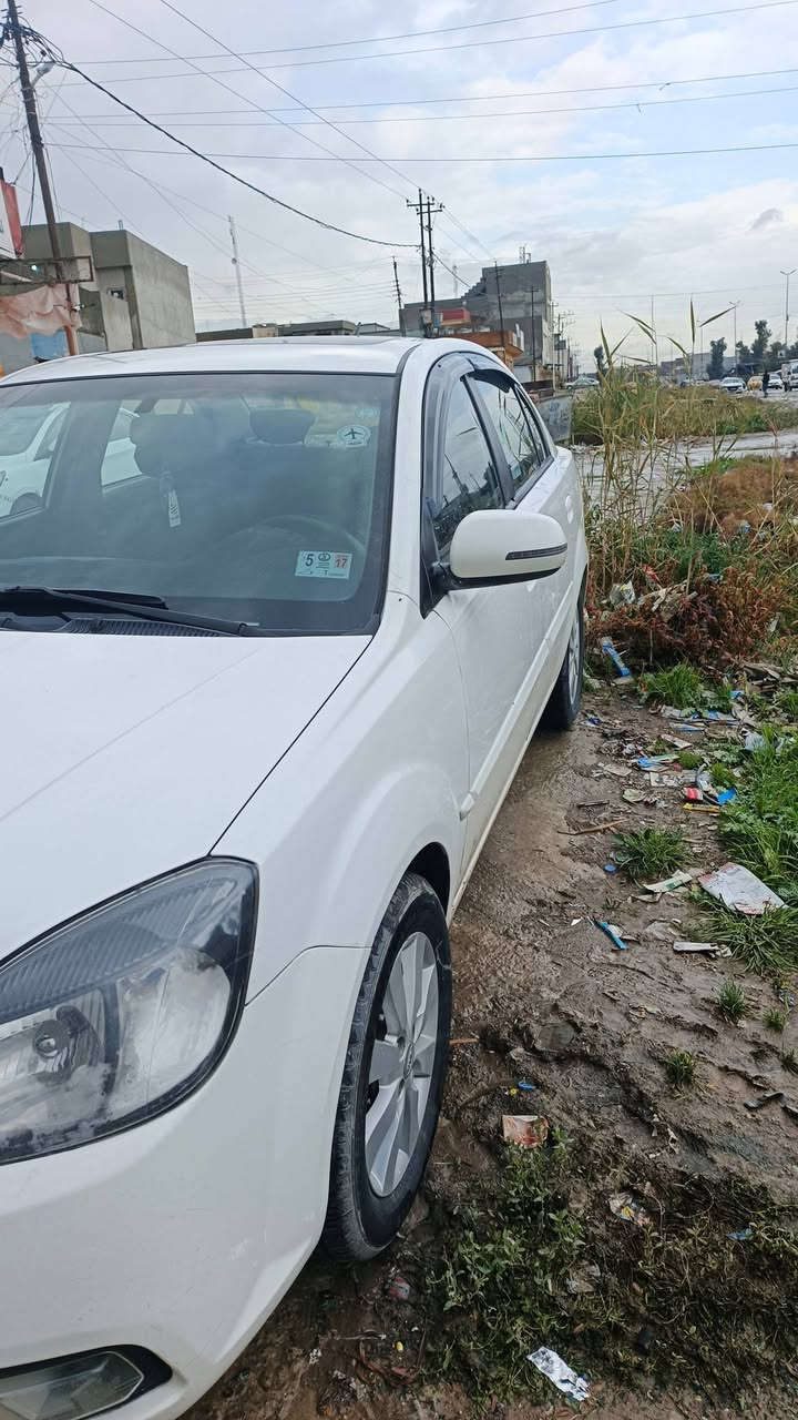 كيه ريو 2012 داخل اسود توماتيك محرك 16 سياره نضيفه حيل بس باب صبغ
مكانها موصل ***********
