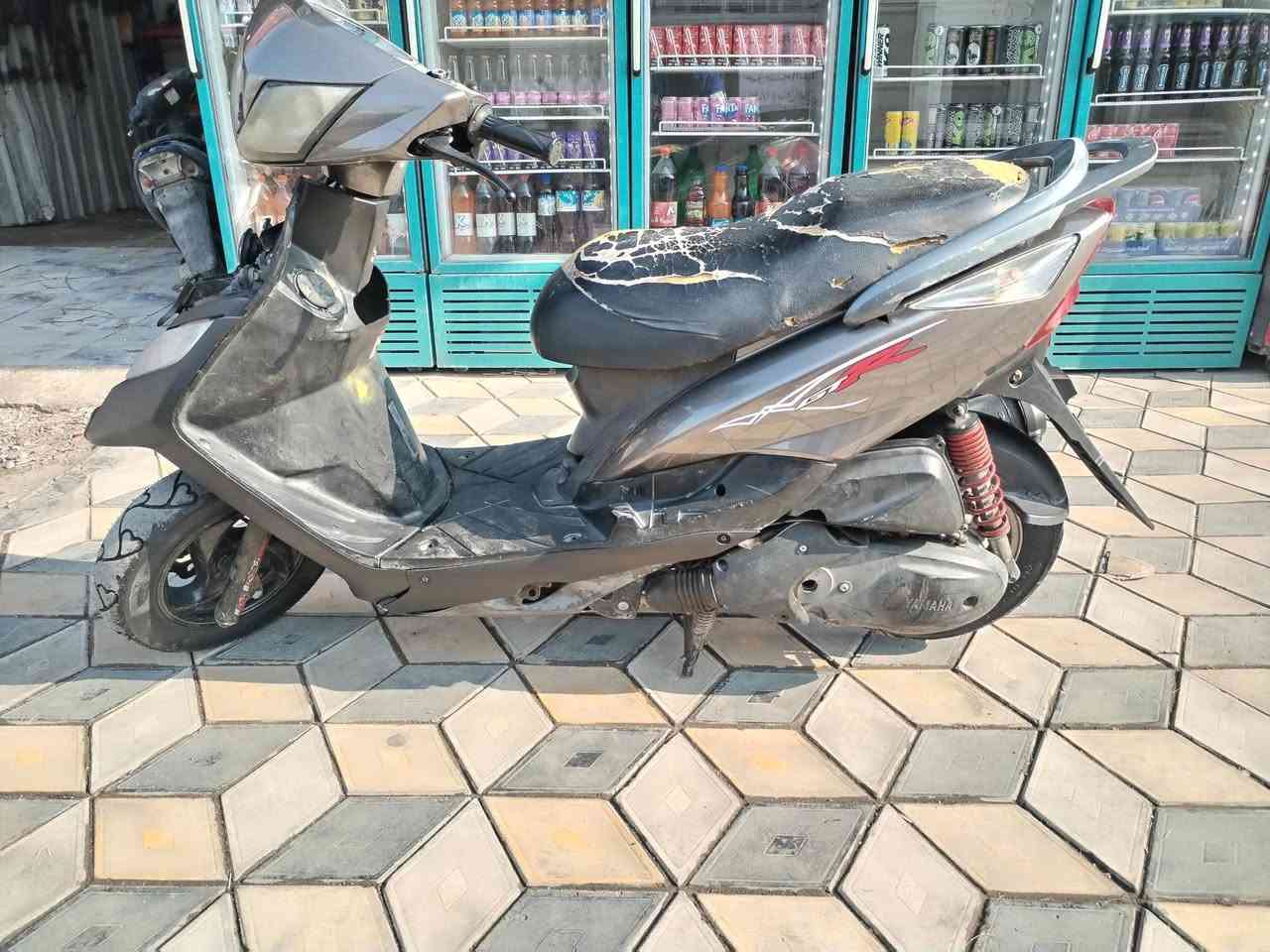 السلام عليكم دراجه ماكس ثعلب 140 للبيع 
كهربائيات كلها شغاله سلف لايت دراجه كفر جديد
لحيه جديده ترايش جديد تاير امامي جديد دراجه خير من الله نكره سلف بكل وقت مكينه خرسه نقص بس بجم ودوشمه كشن سعر 425 مكاني بغداد الحريه ***********
