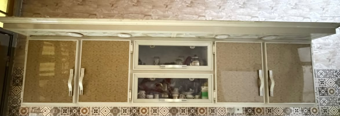 كاونتر. للبيع مستعمل نضيف جدا من الداخل و الخارج ب الرمادي 
للاستفسار ***********
سعر 300 بي مجال
