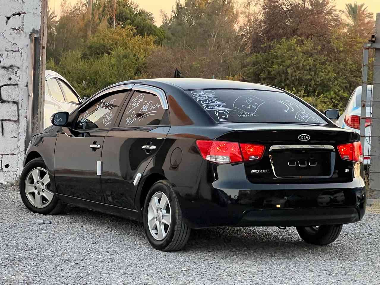 مـشـاء الله لاقوه الابالله  وبسعر 23.800
#_جديده_هلبا  تفرج واحكم 🖤📦🥇

         🤎 كيا فورتي2010 تحفة نادرة 🤎
                        🤎قمة في النظافة🤎
   🎖🌟معرض القمه  لتجارة السيارات🌟🎖
بسم الله والصلاة والسلام علي رسول الله  
الله يبارك بسم الله م شاء الله 
كيا (فورتي) جديدة ❤️
كيف واصلة جديدة
#اللهم بارك لا قوة إلا بالله 🤍
الـنوع : KIA ✔️ 
الفــئة  : FORTE ✔️ 
اللـون :اسود 🎖 
سـعة الـمحرك 16 العادي🐎
المسافه المقطوعة:100الف
الحـالة : مُمتَــٰـازَة ✅ 
▪️17  قومات جديدة جديدةبشعراتها🔥
المميزات: 
▪️ صالون بيج 🖤
▪️تگييف ديجيتال ✔️✨
▪️تحكم في المقود✔️✨
▪️إطارات جديدة ✔️✨
◾️حساسات خلفية ✔️✨
◾️فليتشه ف المرايا✔️✨

سيارة نظيفه جدا عيب لا  
محرك وكمبيو0 10/1
بي اضمانه 10/10 🌟
          ________________________________________
                    🔥🔥
الاستفسار/ 
اتصال او واتس📍0935552520📱📲

📍المكان :-تاجوراء كوبري الشاحنات 

    🎖🌟معرض القمه  لتجارة السيارات🌟🎖 طرابلس, ليبيا


**إذا كنت صاحب هذا الإعلان وتريد حذفه لأي سبب، رجاءا أرسل رسالة إلى الدعم الفني**