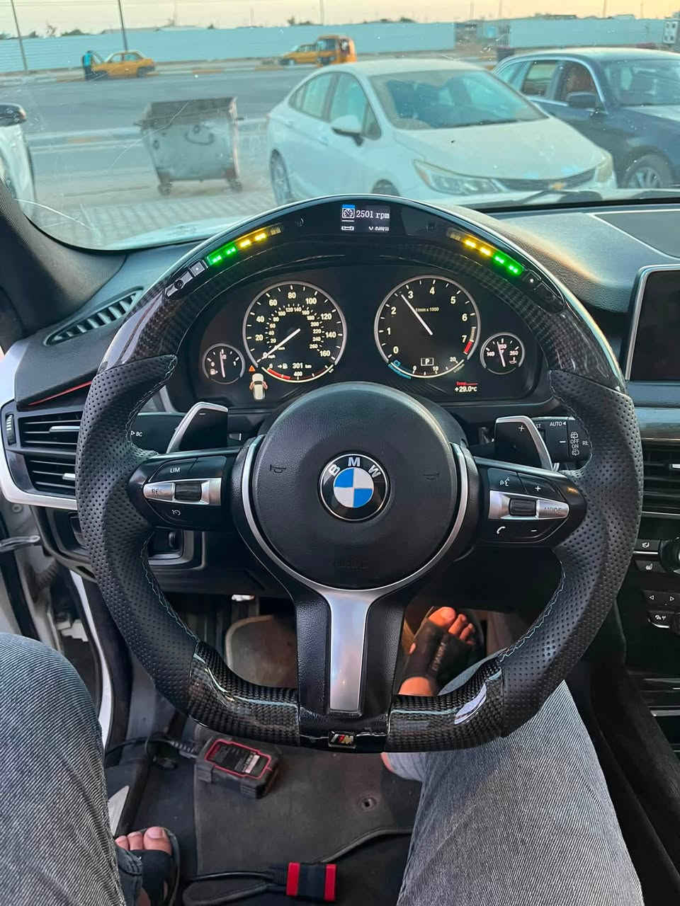 ‏BMW X5 M competition Kit🇩🇪

بسعر بلااااااااششششش

‏‎موديل :2018

داخل مشمشي🔥

‎مواصفات السيارة

‎‏‎🔸بنوراما

‎‏‎🔸نظام القيادة الذاتية

‎‏‎🔸كاميرة خلفية بدقة عالية

‎‏‎🔸رادار لقراءة خطوط الشارع

‎‏‎🔸رادار جانبي 

‎‏‎🔸حساسات

‎‏‎🔸شاشة كبير لمس 

‎‏‎🔸نظام صوت بيها

‎🔸نظام اطفاء السيارة في الاشارات

‎‏‎🔸مقاعد فول تحكم كهربائي

‎‏‎🔸مقاعد الامامية تدفئة

‎‏‎ 🔸(عدة الوان) انارات داخلية

‎‏‎🔸اضويه اماميه ذكية

‎‏‎🔸نظام النقطة العمياء

‎‏‎🔸اهتزاز الاستيرن عند اقتراب السيارات 

‎‏‎🔸نظام Auto Hold

‎‏‎🔸انظمة قيادة متعددة ( SPORT + SPORT plus + COMFORT+ ECO + INDIVIDUAL) 

‎‏‎🔸مقاعد خزن ميموري  

🔸‎‏  بصمة تشغيل

‎‏‎🔸حساسات اصطفاف ( امامي + خلفي ) 

‎‏‎ 🔸مريا طوي كهرباء + قلاب عند الرجوع للخلف 

‎‏‎🔸ستيرن كهربائي

‎‏‎🔸شفتات على الاستيرن  ( شفتر ) 

‎‏‎🔸نظام ملاحة ( NAV + MAP ) 

‎‏‎🔸مكيف ( امامي + خلفي ) منفصل

‎‏‎🔸نظام  carplay +android 

‎و بعد هواية مواصفات متنذكر 

‎السيارة وارد امريكي 

‎محرك و كير كلها بشرط بدون فتح او اي خلل 🔥‏‎

‎للاستفسار :***********
