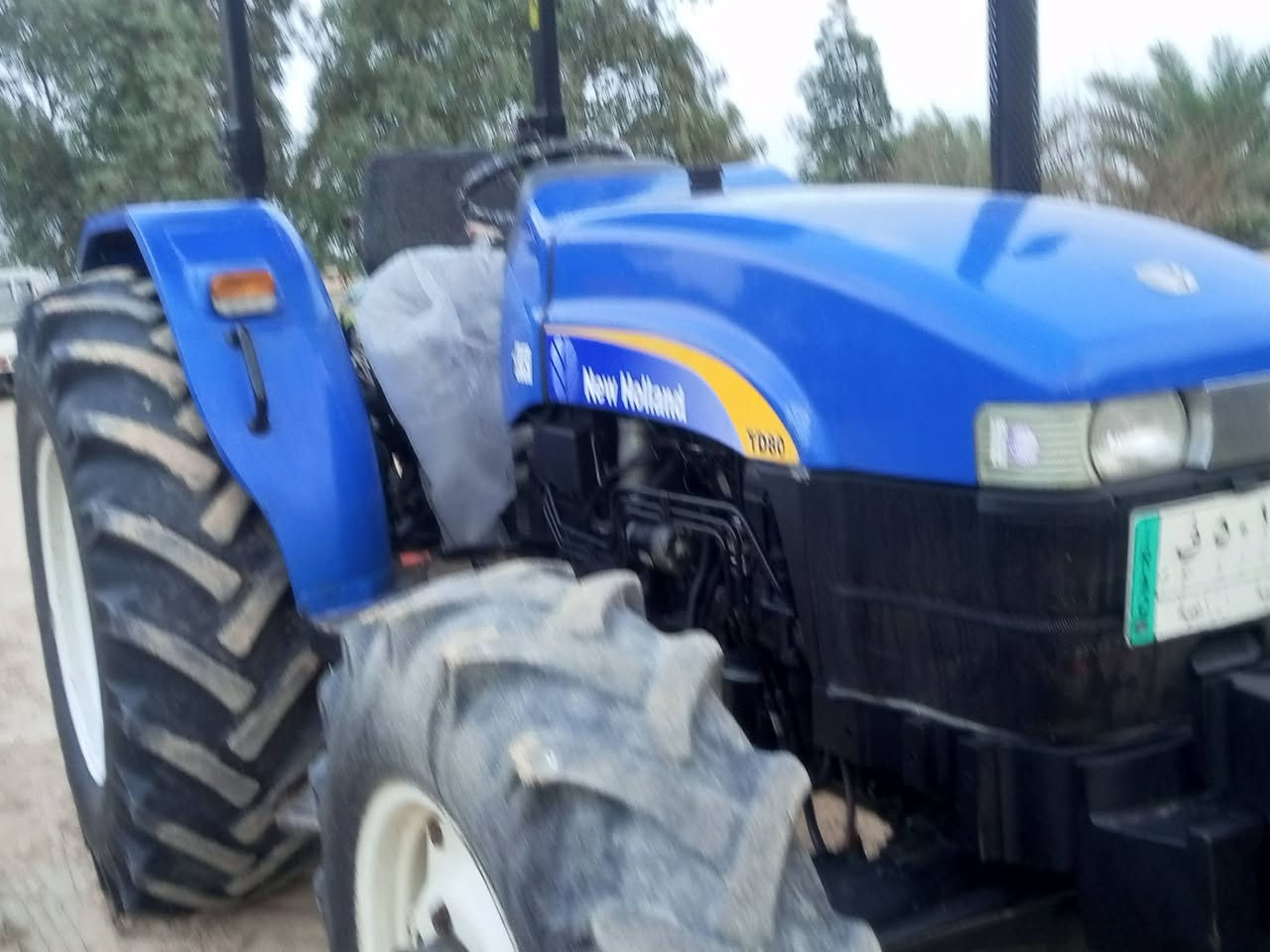 سلام عليكم نيوهولند 16رقم قادسية للبيع سعر 23وبيها مجال مكفولة كفالة عامة وكالة المكان كربلاء جديدة رقم الهاتف ***********
