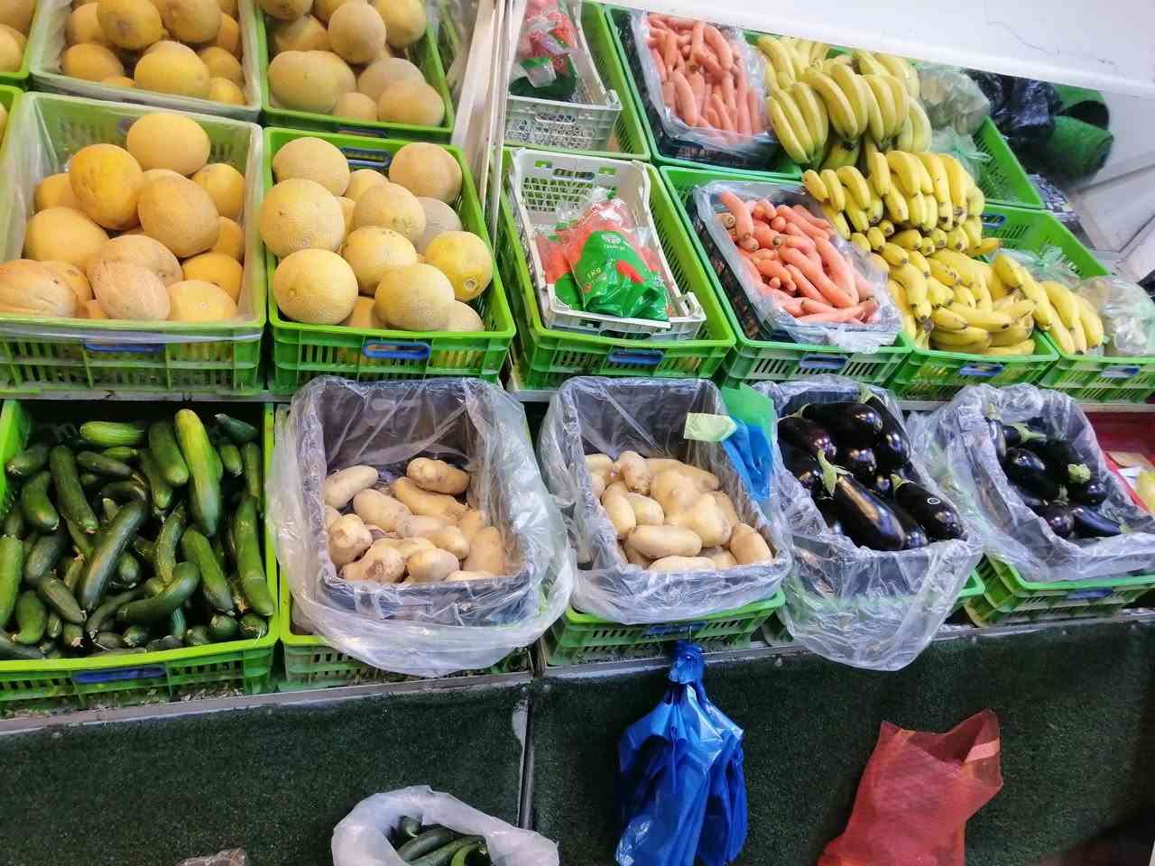 تشكيله جديده ماشاء الله تبارك الرحمن
كرع هيتاوي فقس ٧٥٠ الكيلو
مشمش هيتاوي ١٢٥٠ الكيلو
العنوان هيت جمعيه الثانية قرب أسواق الملاح توجد خدمه توصيل *********** داخل هيت

