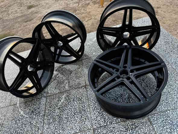 ويل حجم 20 جدد ونضيفات 
السعر 475 وبيهن مجال 
***********
