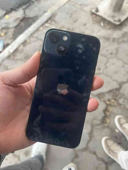 ايفون 13 عادي ذاكرة 128 بطارية 97 جديد استعمال قليل العنوان اربيل شارع 30 ***********
