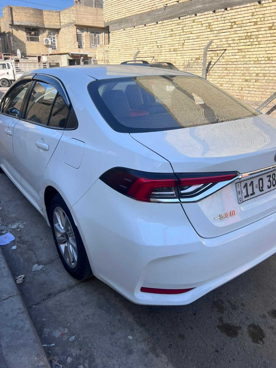 سلام عليكم كورلا هايبرد رقم بغداد بسمي موديل ٢٠٢٤ زيرو ماشية ٩٠٠٠ مواصفات فول داخل احمر تحكم ستيرن جهتين اشاير بل المري مانع انزلاق تحكم ذاتي أو مواصفات خير من الله بيهة بارد بل الجاملغ الخلفي من جهة اليمنى السعر ١٥٥ 
رقمي ***********
