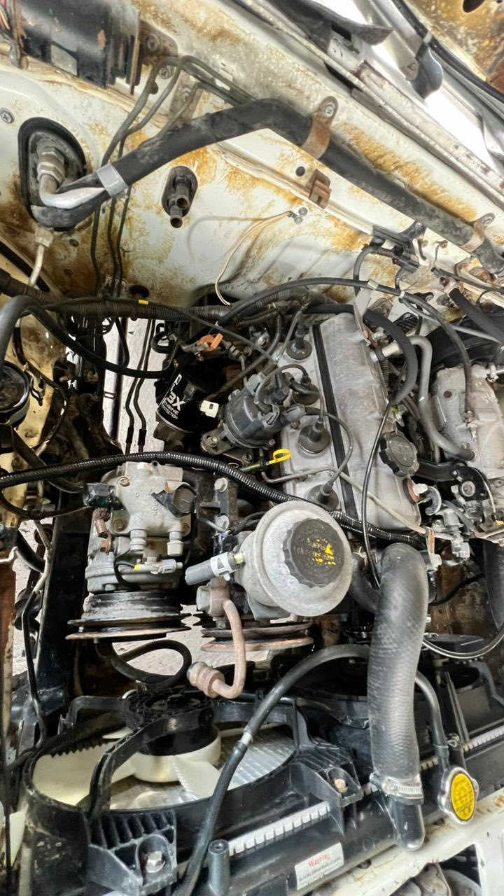 السلام عليكم
بيكم نيسان موديل ١٩٩٢ البيع 
السياره محوره كير ميكنه سفن كي اوتو ماتيك  السياره جاهزه على اخر حبايه ما نقصها كلشي كلشي شغل رقم مميز  سنويه جديده هزه جديده او ابسمي تخم تاير جديد شاشه كار بلي حلو السياره كاعده 
السعر 55 اوبيها مجال 
العنوان الانبار الفلوجه 
رقم الهاتف ***********
