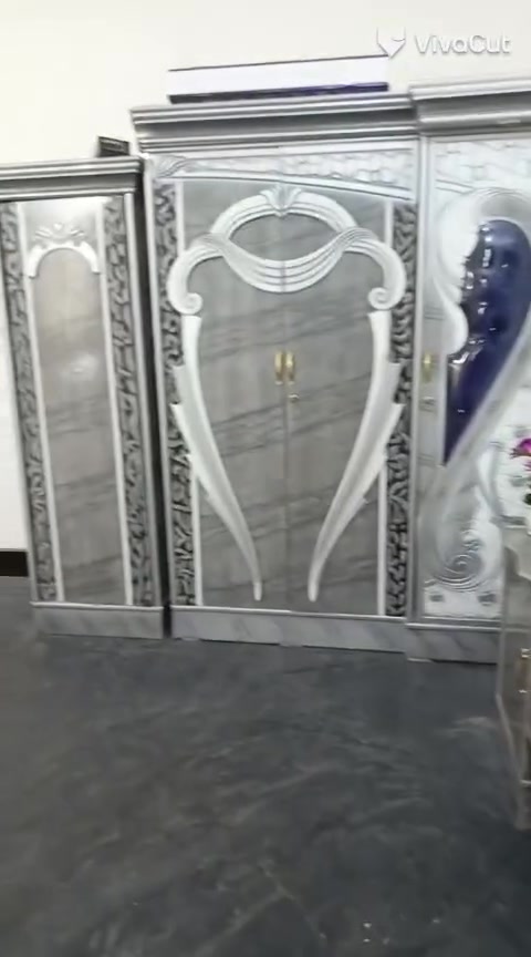 سلام عليكم
قرفه للبيع تصوير شويه قديم بيه ضرر قليل وكلش حلوه سعره 350وبيه مجال مال واحد متوازي كلش المكان فلوجه حي اجبيل رقم ***********
