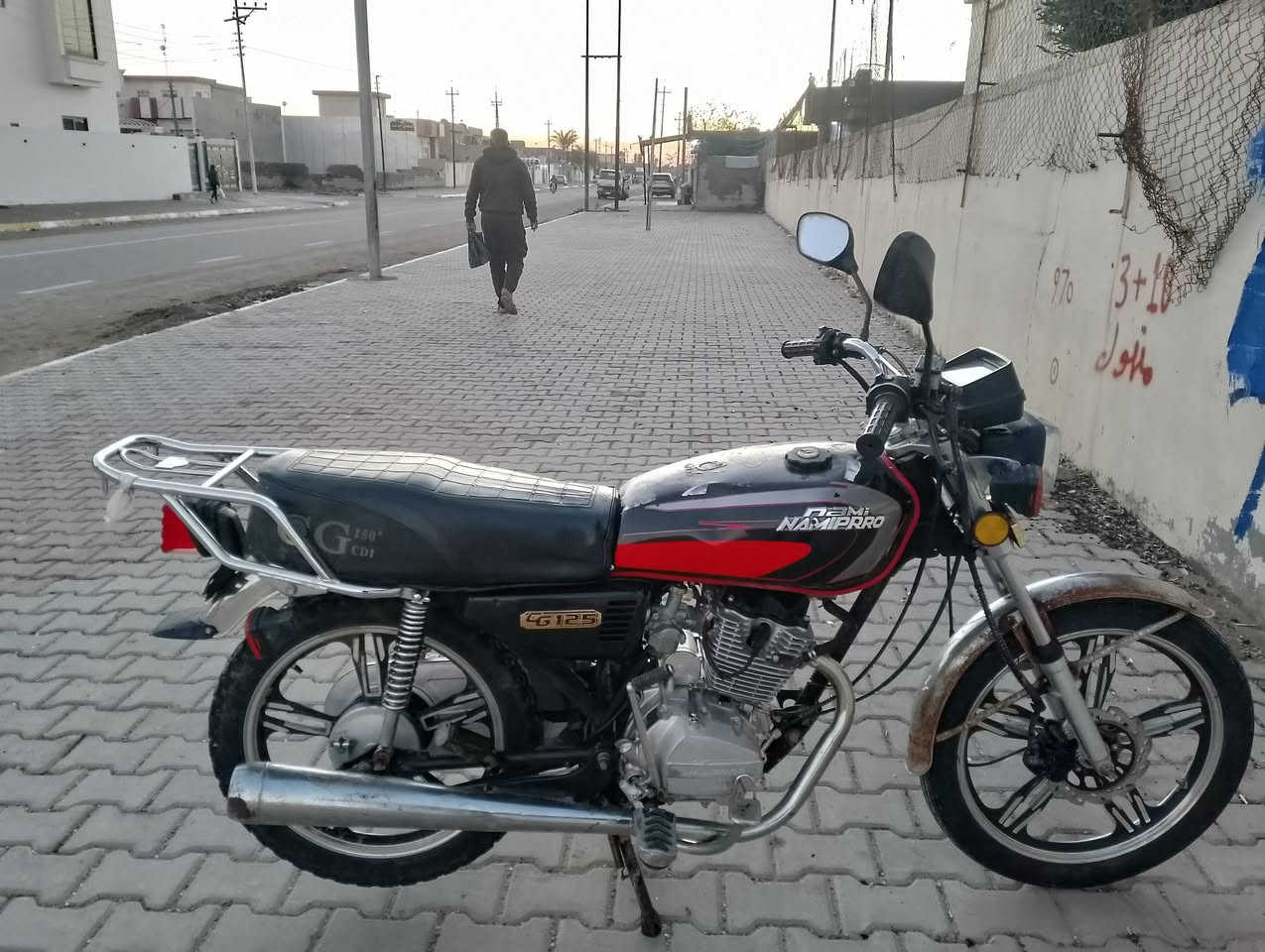 ماطور للبيع موديل 21 مابي اي عيب سعره 400 بي مجال بسيط شراي يخابر وتدلل ***********
