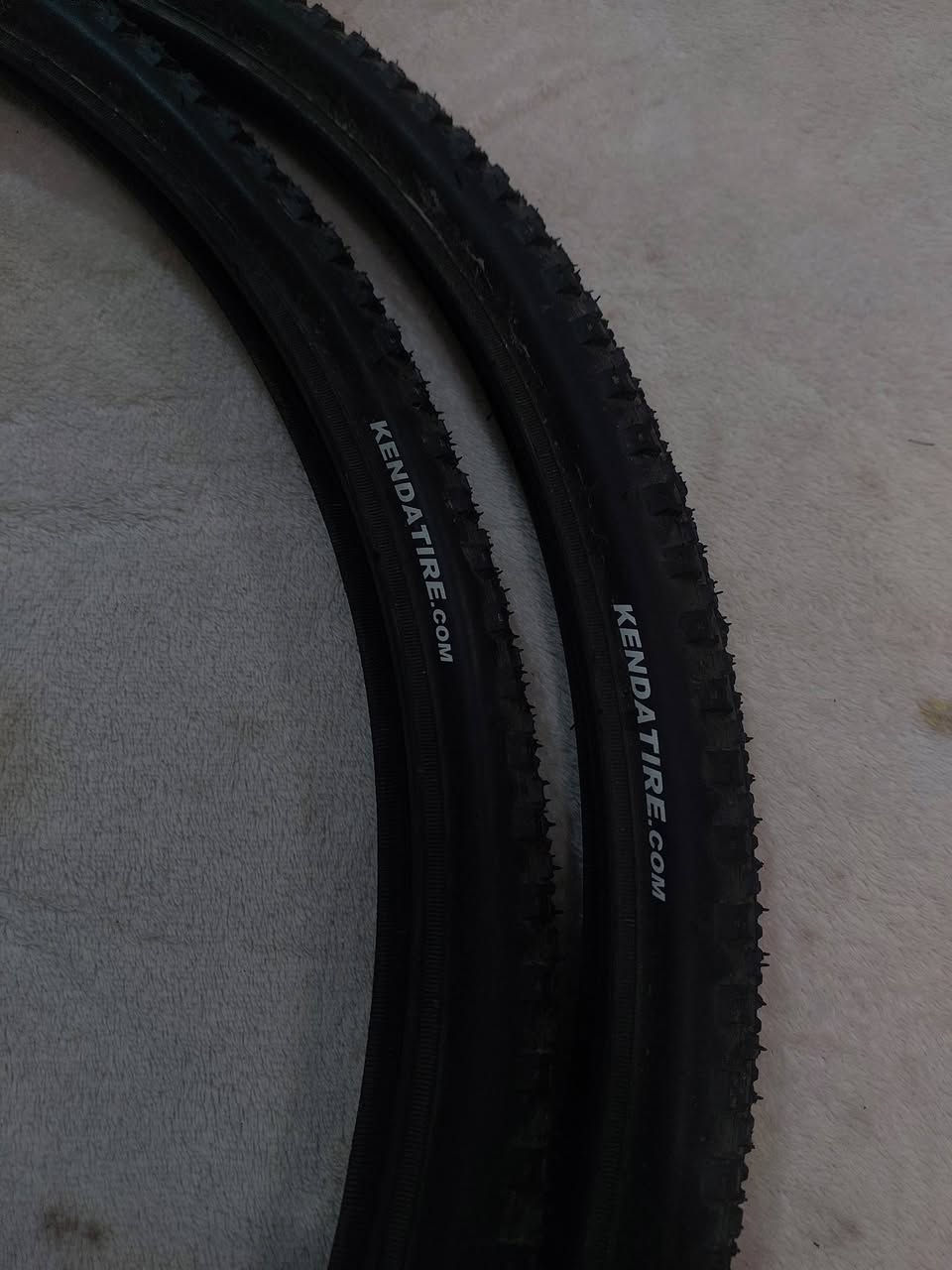 تايرات بايسكلات زوج قياس 28 اول تم 20 الف توصيل موجود


**إذا كنت صاحب هذا الإعلان وتريد حذفه لأي سبب، رجاءا أرسل رسالة إلى الدعم الفني**