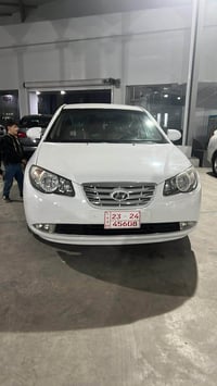 ئاڤانتی • ٢٠١٠ • چوارقورنە