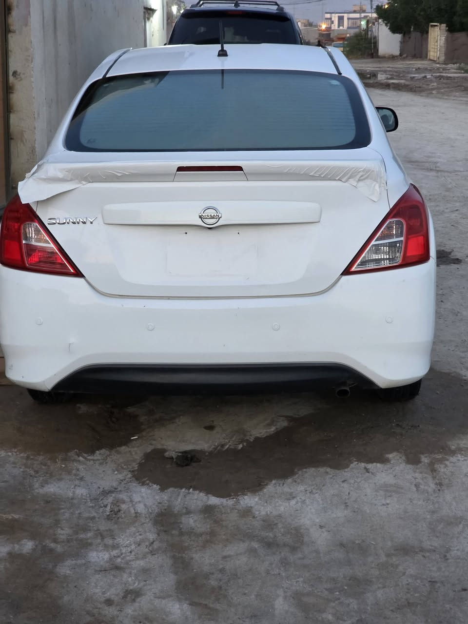 نيسان صني هندي بليته زركه سياره بدون رقم بدون رقم استقطاع مباشر حاليان بعد شهرين تصير حره السعر ٨٧ الشراي يتصل *********** سياره مكفوله بس مؤشر عليه بيه صبغ مكاني ناصريه السكان الصناعي
