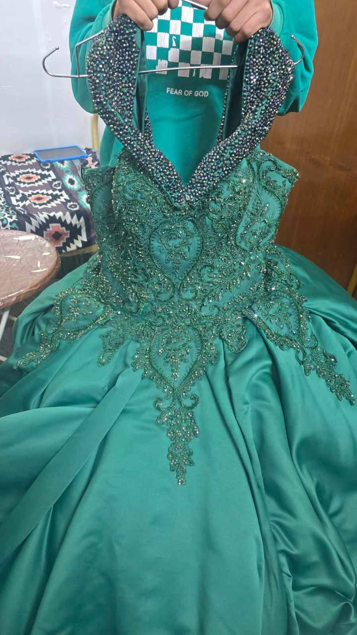 سبب البيع عزلت صالوني للامانه بنات البدلات نظيفات وبلاش ٦ بدلات بسعرر جدا منااسب واتساهل بيهن دخلي خاص بغداد, العراق


**إذا كنت صاحب هذا الإعلان وتريد حذفه لأي سبب، رجاءا أرسل رسالة إلى الدعم الفني**