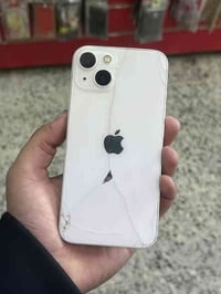 ايفون 13 عادي  ذاكره 128 بطاريه 87 . بلاد مبدل شاشه مال تفصيخ 3 خيارات...