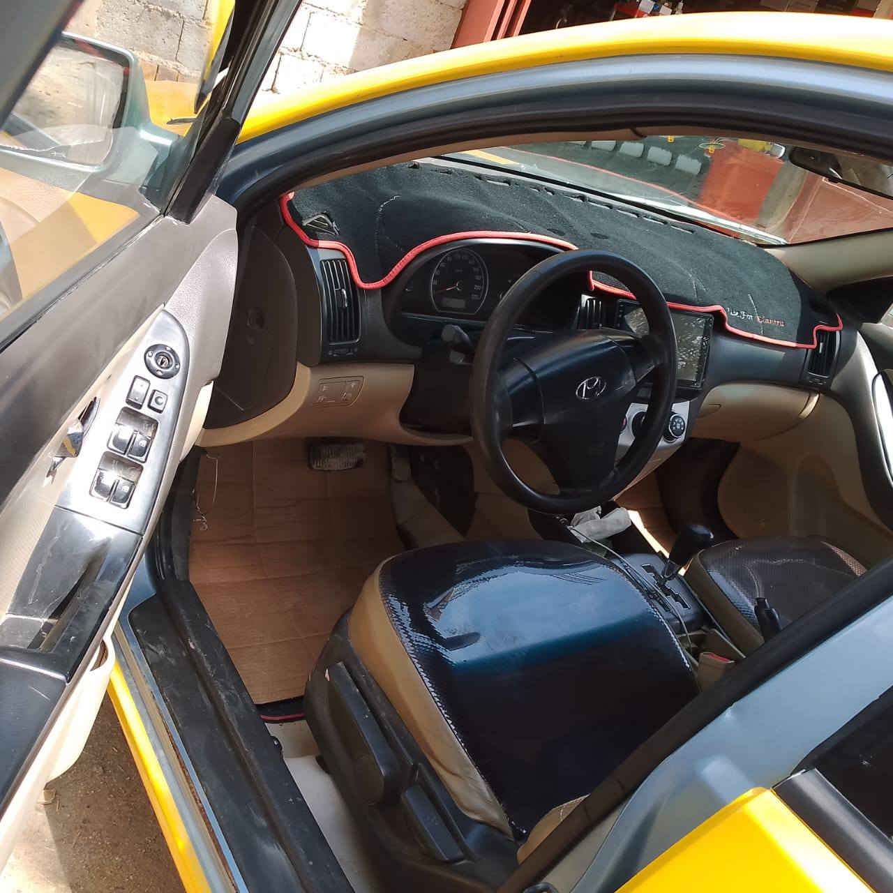 السلام عليكم
النترا مووديل 2011 خليجي مكينه 1600 

رقم بابل انكليزي السياره حلوه 

حداديه 60%

مكينه 90%

كير بيه عته بسيطه سئلت هواي يكولون فلتر دهن ونا فتحته لان متوكف ب الشارع متأثر 

تدفئه جديده 

تبريد منضومه كامله جديده 

عنوان بابل الهاشميه 
السعر 95 وبيه مجال جدا بسيط 

***********
