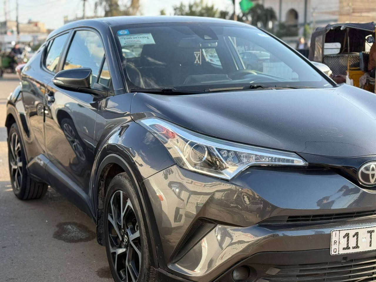 السلام عليكم تيوتا  سي اج ار موديل ٢٠١٨ بيها حادث دعاميه بأمريكا الباب مصبوغ 
الكير ✅️ مفتوح السبب بدلت جبنه مال كير ودهن وفلتر
الشاصي ️✅️ طخه بخشم الشاصي 
اللغد ✅️ سليم
المحرك ✅️ سليم
ارباك ✅️ طاك 
مواصفات لمتد شاشه بصمه رادار خلفي أمامي رادار مري اشاره مري شفط قياده ذاتيه تثبيت مسار كروس سرعه تدفئه كشنتات ويل كب حجم ١٨ تخم تاير جديد كامره خلفيه تحكمات استيرن اناره ترحيب رقمي *********** العنوان بغداد الدوره بيع او مراوس حسب القناعه السعر ١٤٥ بيها مجال اتصل بيك خير وتدلل
