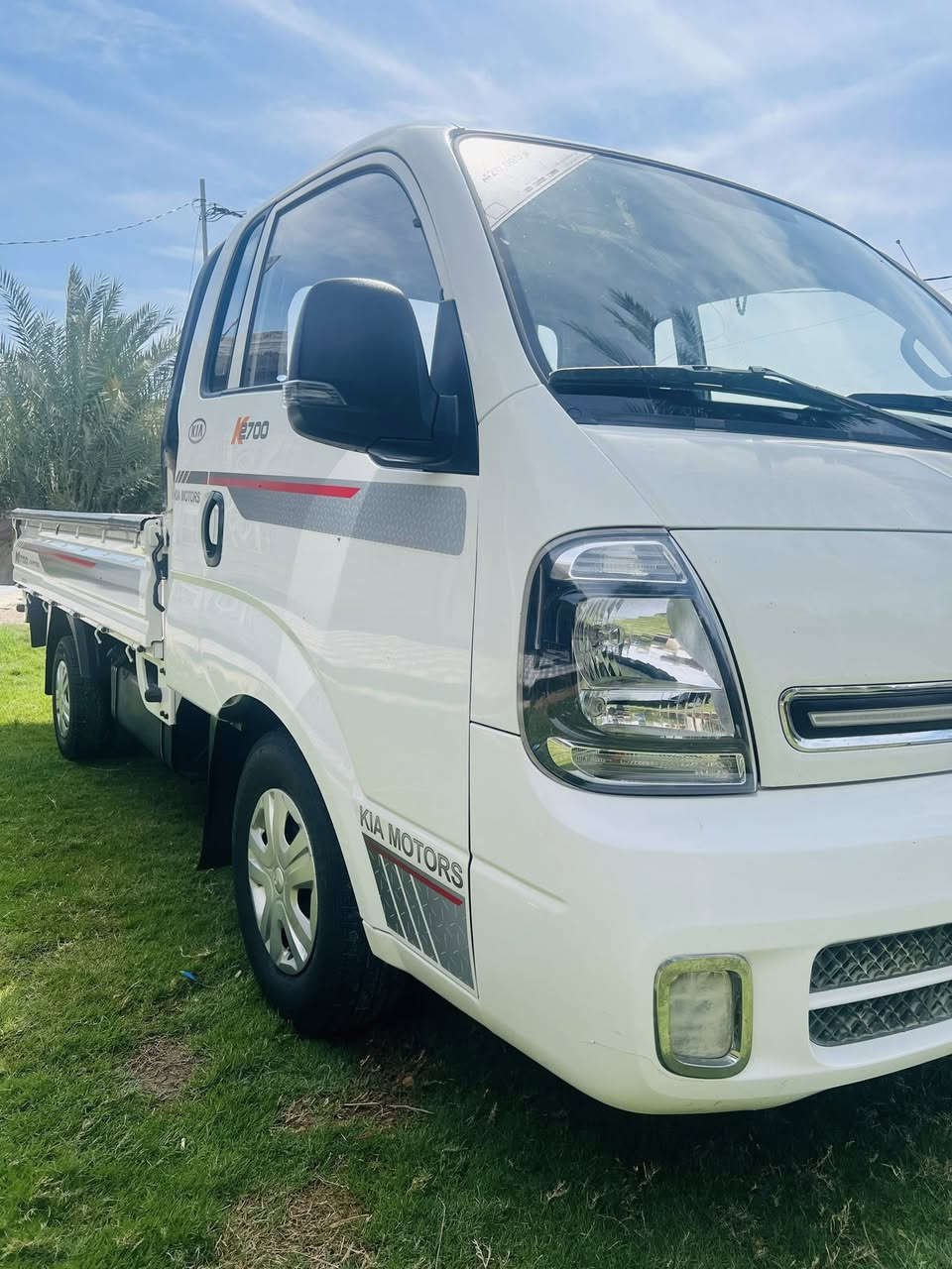 السلام عليكم سياره كيا حمل لبيع موديل 2021 مكفوله كفاله عامه ماشيه 100رقم واسط شرط تحويل ثاني يوم السعر 137 وبيه مجال ***********
