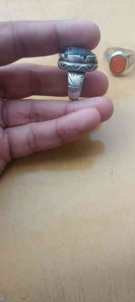 السلام عليكم 
محابس للبيع 
عقيق يماني قديم
يماني مرصود قديم
جزع حبشي قديم
جزع بقري قديم 
المكان بصره الاستفسار ‏‪0781 539 5762‬‏
