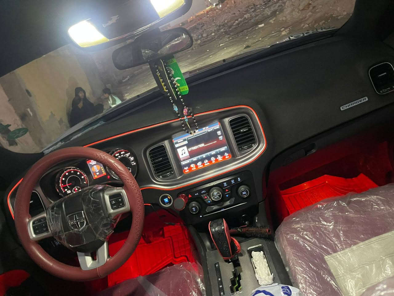 جارجر متومه على وحده محتركه السياره جديده جاهزه على اخر حبايه كص قماره فقط مكفوله من الكصه الثانيه موديل 2013ارقام اصليه بيه مال محتركه مكينه كير تبريد حداده كله جديده لايت زنون مكاني البصره القبله للتصال على الرقم ***********السعر 63بيه مجال
