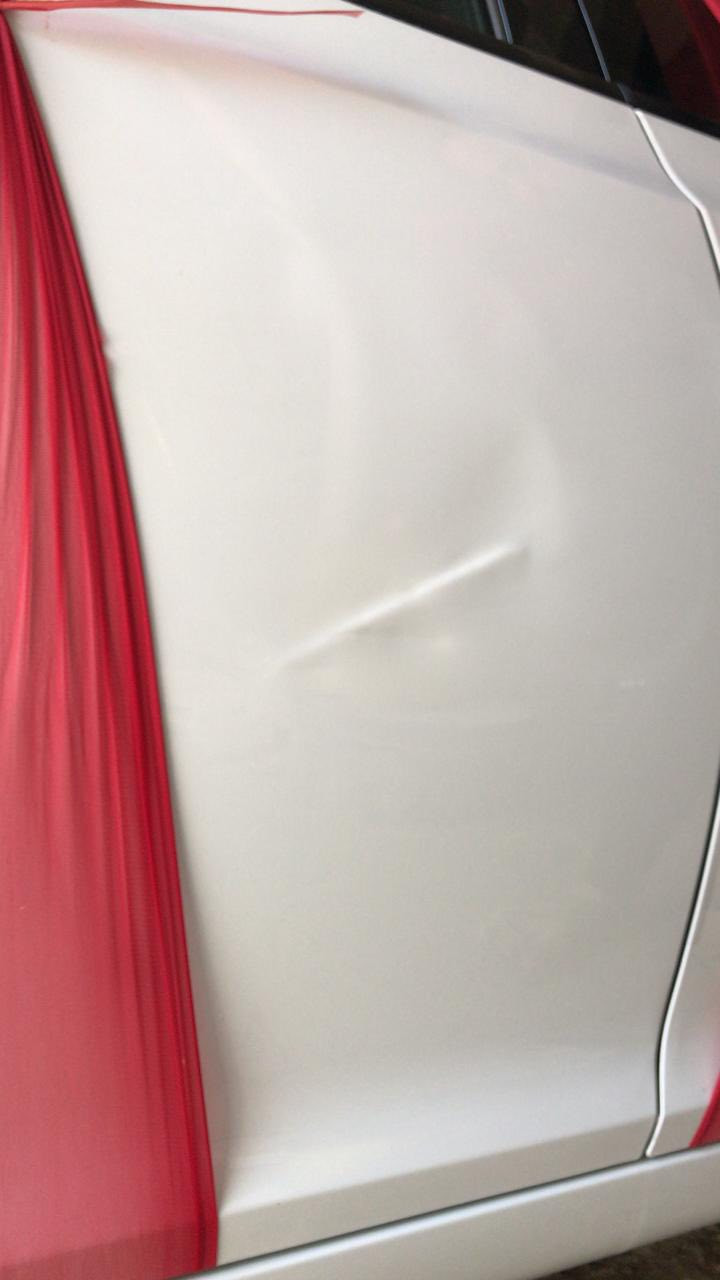 اوبامه للبيع فقط مديل 2020اصل رقم بصره بسمي رقم الجديد هزه جديده مكينه 3600 كير تبريد حداده تخم تاير كله كفاله السياره جديده مال جناي حادثه موضح بالمنشور مكان السياره البصره للإستفسار ***********
