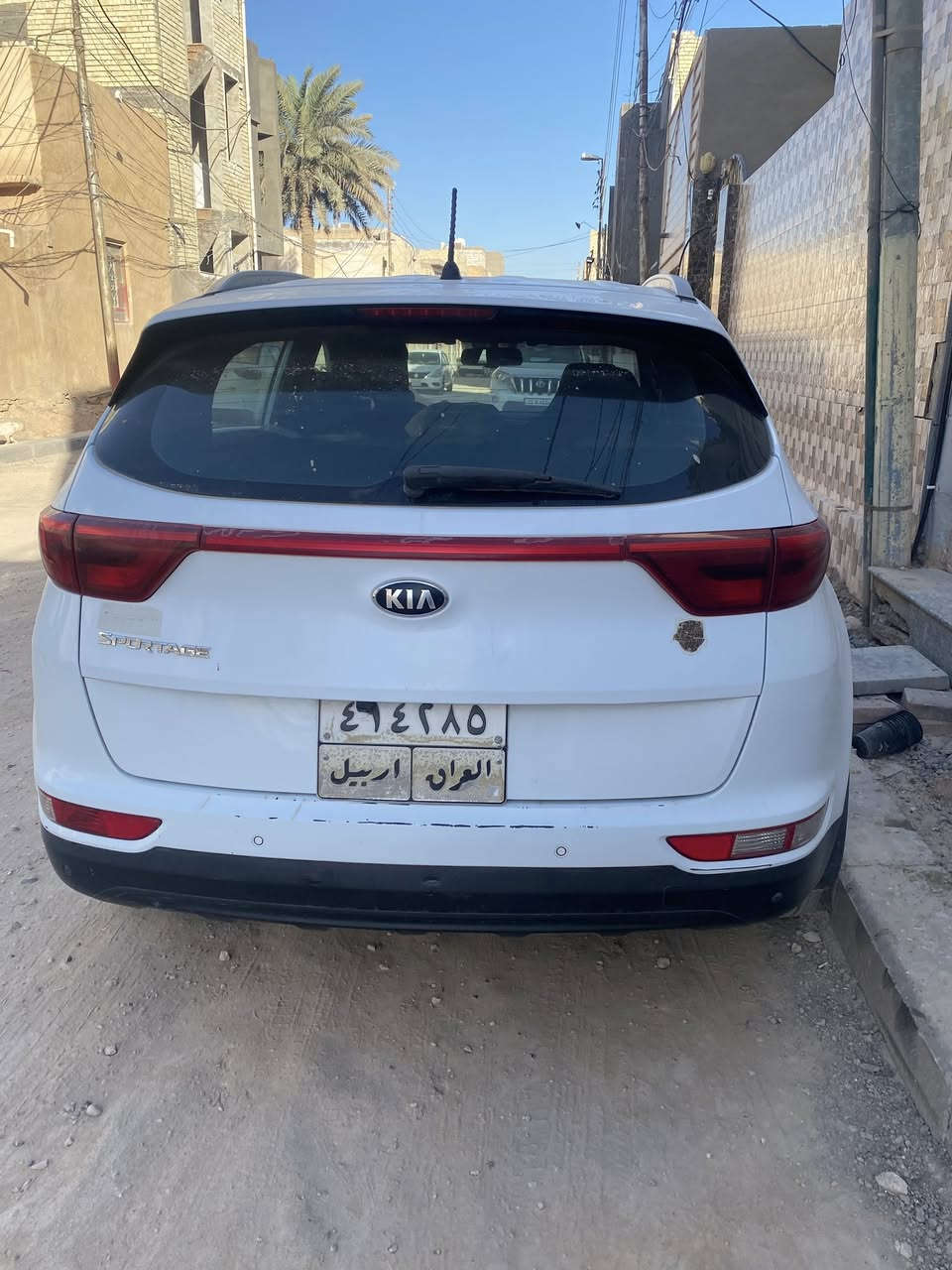 السلام عليكم
سيارة سبورتج كيا موديل ٢٠١٧ 

وارد خليجي 

اشارة بالمري 

مري شفط 

تحكمات ستيرن
***********
