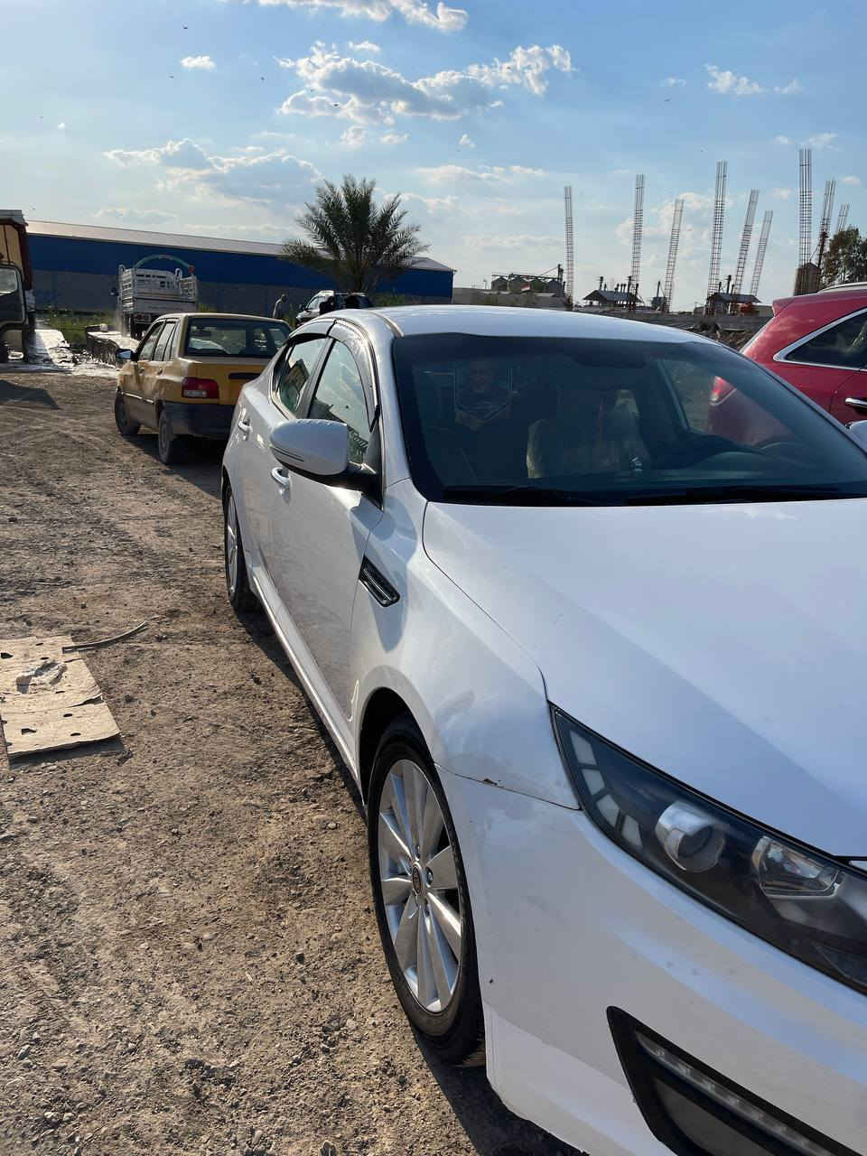 اوبتما خليجي2012
سونار مرفق بل منشور

مواصفاته 

مكينه ٢٠٠٠

تبريد شغال

شفتاة ستيرن 

تبريد قطعتين

المرايات شفط

تحكم استرين

تخم تاير

تخم ويل جديد 

محرك كفاله لاتنقيص ولاتبخير

كير كفاله 

السياره بيه فقط بارد موضح بالسونار 

مكان السيارة بابل

السعر 135 الي ميعجبه السعر يعبر المنشور 

الاتصال ***********
