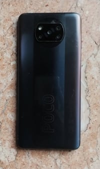 poco x3 pro  طفة من حالة السعر 20$ 07716345799  موجود واتساب +اتصال