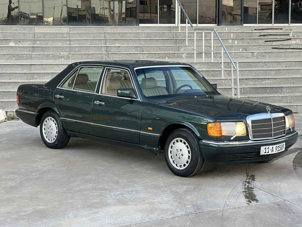 مارسيدس رئاسي باب قصير موديل89 كير و محرك بطه رقم بغداد مشروع وطني سنويه جديد لحد2029بسمي صبغ عام للجمالي بدون ضرر بدون خياس تبريد دواخله ملكي جديد بلادي سعر73$شويه بي مجال***********/*********** مكان سياره كركوك
