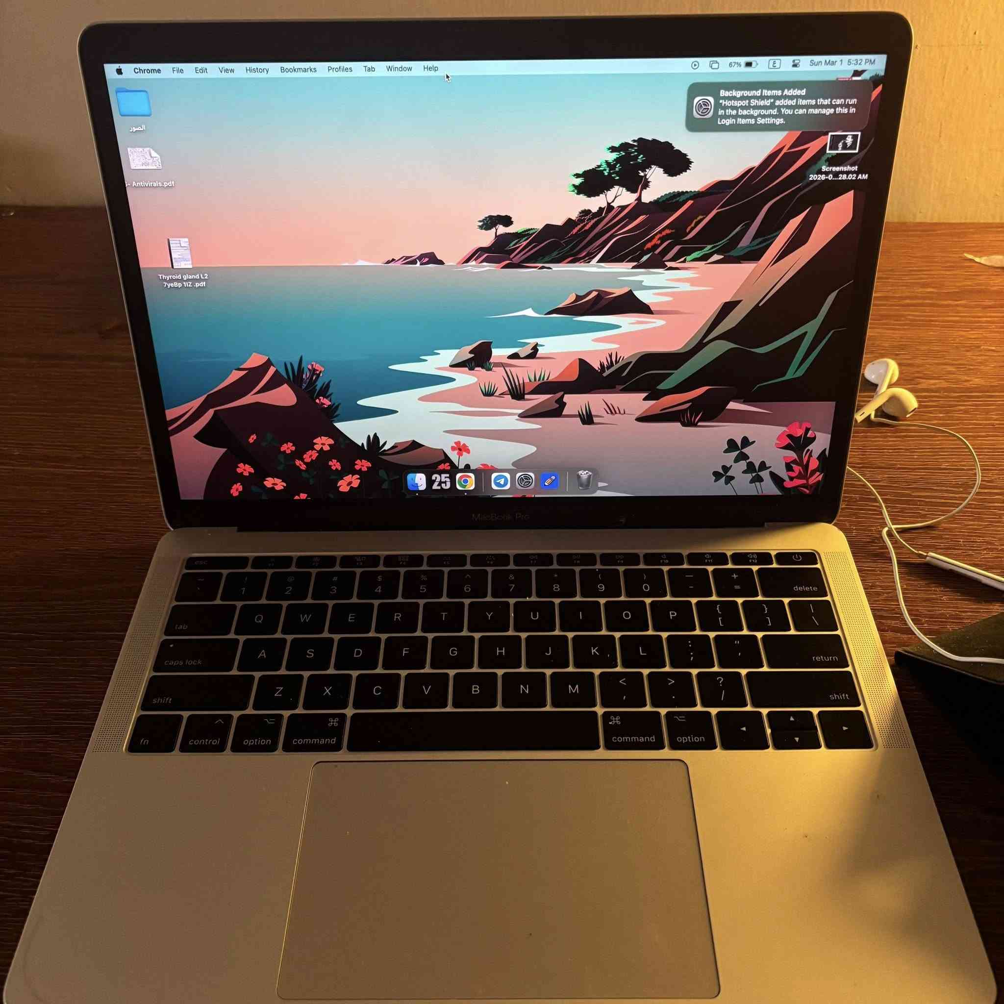 MacBook pro 2017
الشاشه 13 inch 

المعالج core i 5 

Memory 8GB

الجهاز نظيف
*********** واتساب 
السعر 500
