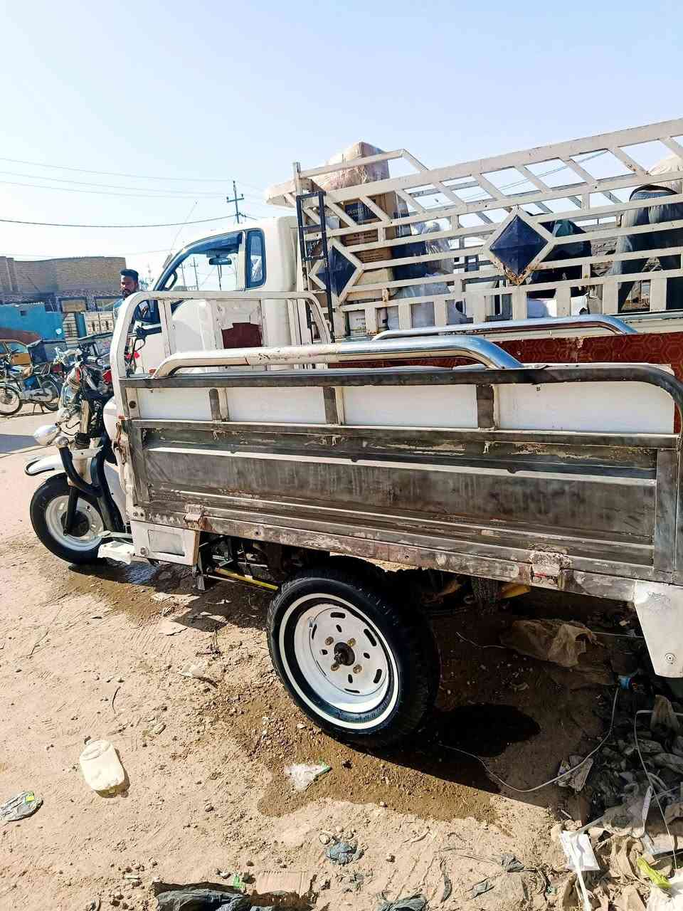 2016 اصوليه جاهزه للبيع
مكينه مامفتوحه مديل25  تواير ابو الخطه جدد 
جاهزه ستوته  سعرها 1600 بيها مجال قليل حك جيه 
*********** ما تشتري لا تشلع كلبي👍
