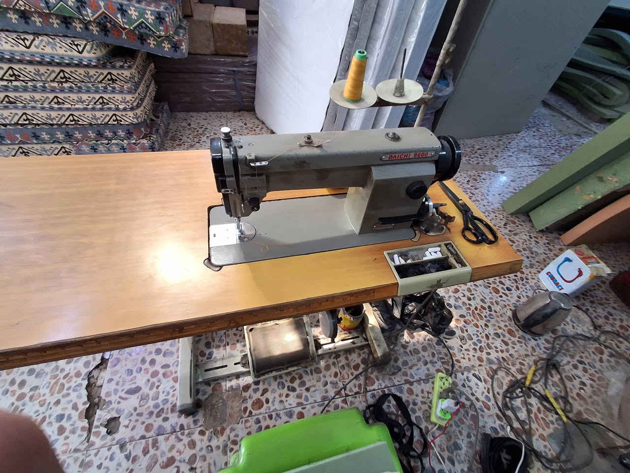 مكينة خياطه صناعيه ومكينه اوفر نظيفات شغالات السعر ع الخاص
الرقم ***********
