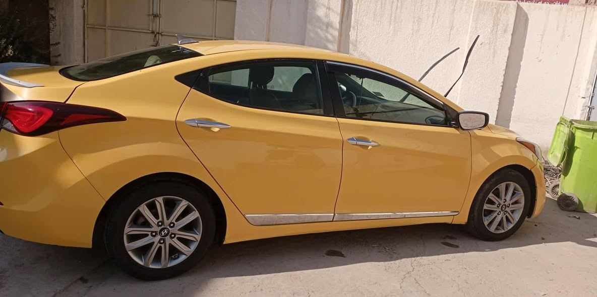 السلام عليكم
النترا 2016 امريكي بيه سونار تبديل بنيد فقط
بدون دواخل
تبريد تتدفئه شغال
تحكمات ستيرن
تدفئه كشنات 
حداديه اماميه قبل شهر بدلته 
أكفلك تحويل فقط
 تاخذله سونار تاخذه سمكري وفيتر  تقتنع بيه شايف الف خير
السعر 118 وبيه مجال ***********
