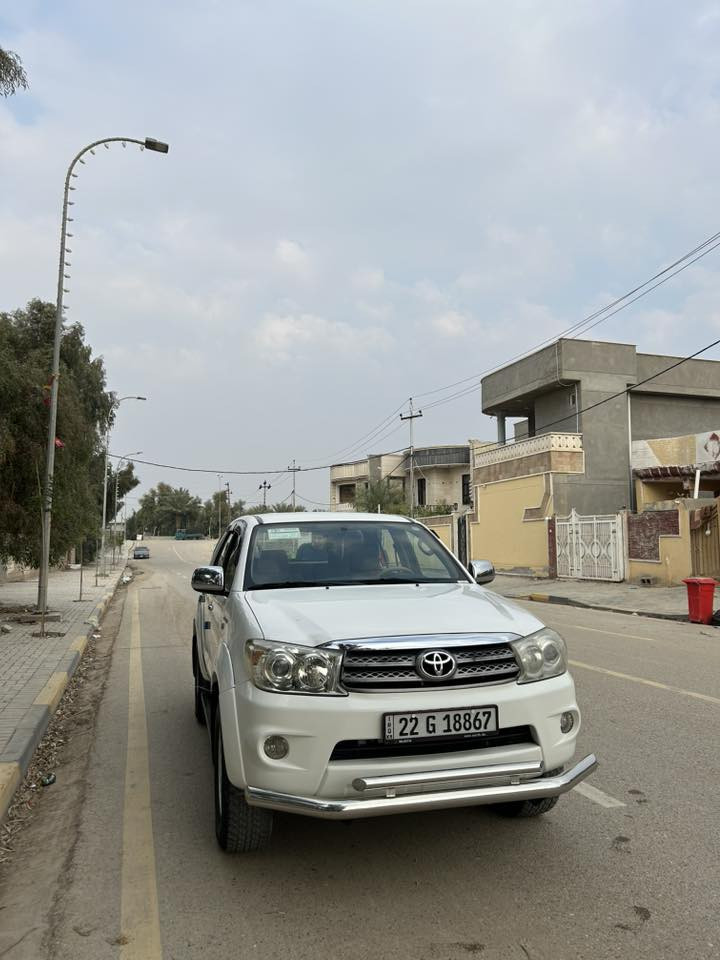 سلام عليكم فورجنر 2010
ماشيه ١٥٥
محرك 2700
مواصفات تاب كامره خلفيه اماميه ثلاث قطع تبريد حساس خلفي بلادي 2ويل مانع انزلاق 

حداديه صدر جديد دبلات جدد خلفي امامي  
السياره مال جناي خير من الله حلوه او ناعمه 

سياره بيه بارد بل باب عكس السايق الوره او الباقي مكفول 

العنوان واسط قظاء الزبيديه

للستفسار ***********
