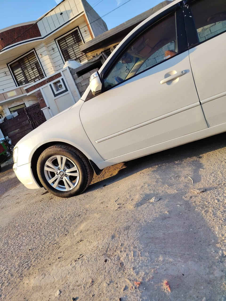 السلام عليكم للبيع موديل 2010 سوناتا تحكم استيرن سياره اشاير مري مكينه 2400 خمس نمر خمسه ويلكب سياره جاهزه ماناقصه اي شي رقم بابل انكليزي سنويه ٢٠٢٩تحكم استيرن اشايرمري مكان بابل جبله رقم التلفون ***********
***********
