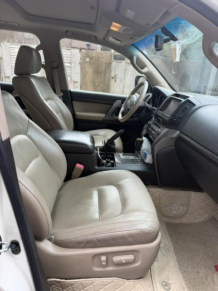 السعر ٢٩٠ ورقه 🔥

لاندكروز ٢٠١٠ مكفولة من كلشي بدون صبغ بدون حادث السياره جديده ٨ سلندر ٤٦٠٠ ستيرن كهرباء شاشه اصليه رقم سليمانيه تريد تحويل او وكاله 

للاستفسار 
***********
***********
