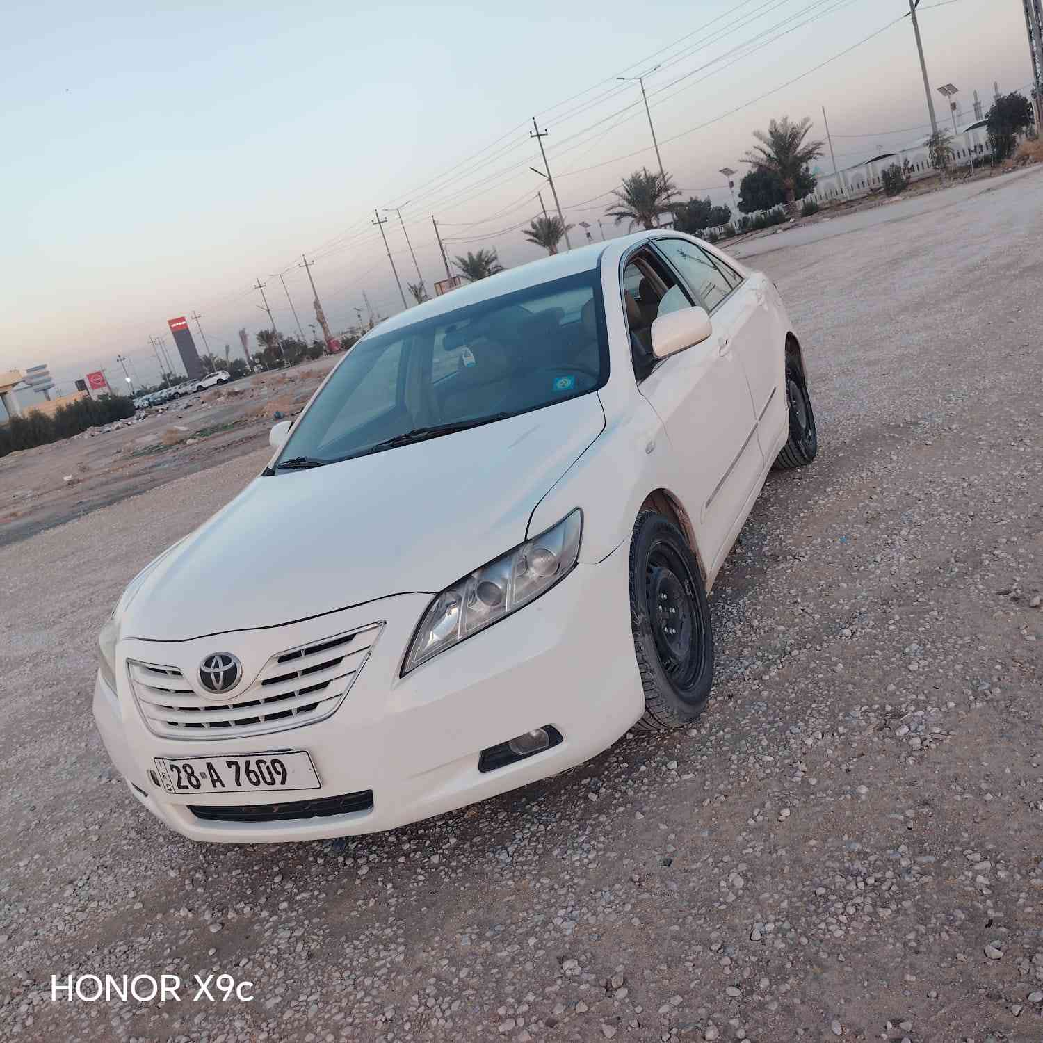 كامري موديل 2007ورد خليجي
مكينه وكير وحداديه خير من الله 
والكشر كدامك السونار 
السعر 88 وبيه مجال 
النجف حي النداء 
***********
